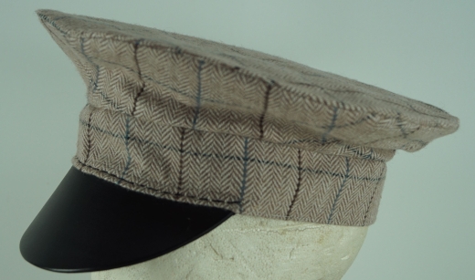 Forage Cap beige kariert, auen 100% Wolle, Futter 100% Baumwolle, Schirm + Schweiband 100% Leder