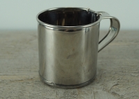 Tasse klein, ca. 300 ml, stainless, ca. 8 x 8 cm, geltet